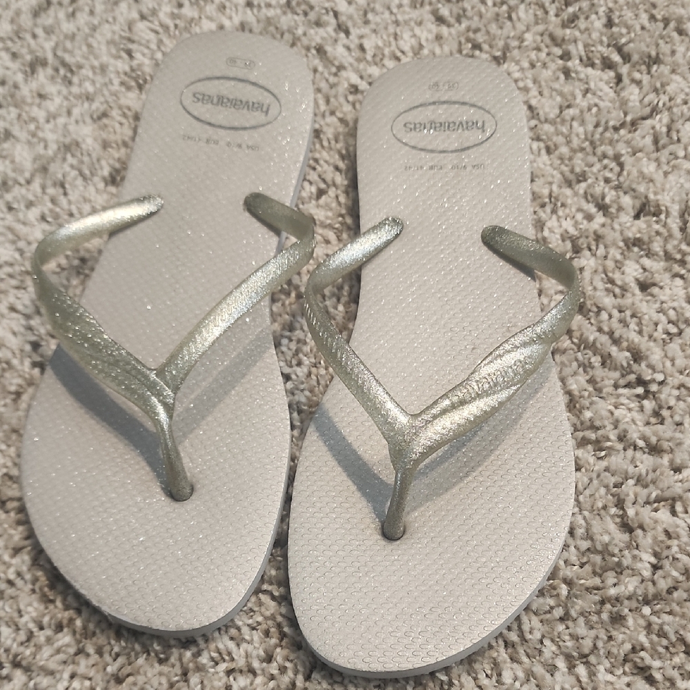 Havaianas Women's Metallic Silver Sandals